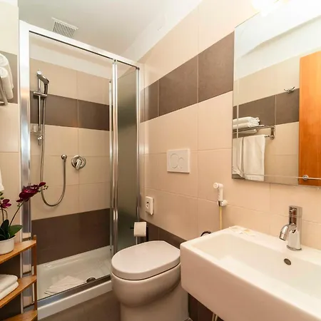 Residenza Carducci بيت ضيافة تورينو